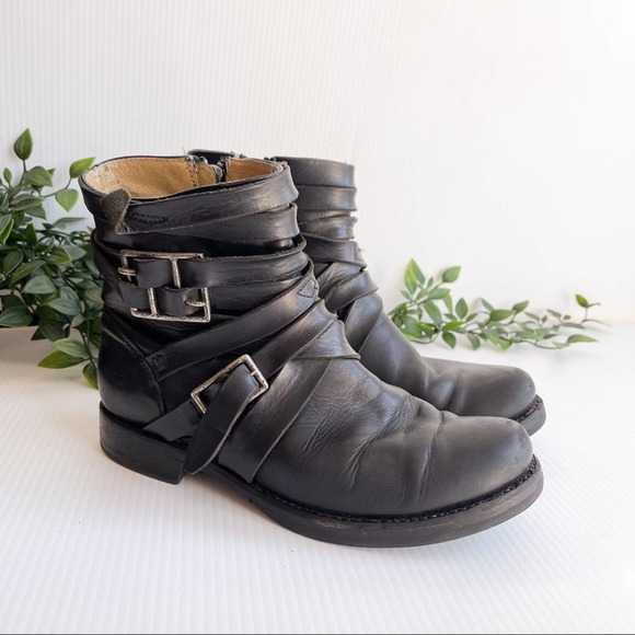 Frye | Veronica Black Strappy Boots Leather - Picture 6 of 11